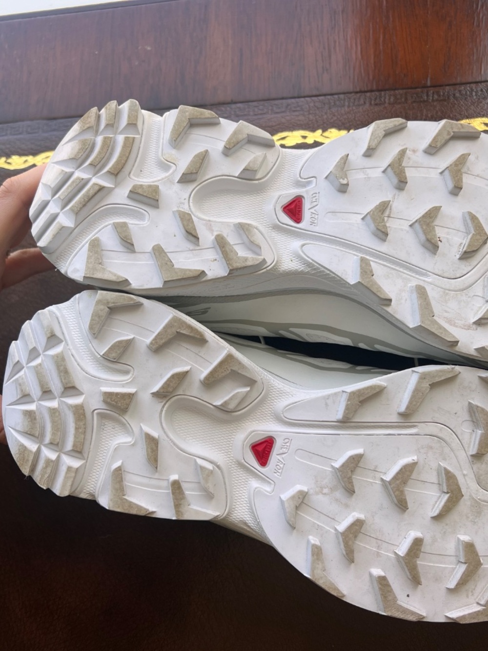 White Salomon XT-6 Sneakers Lunar White 8.5 Women’s - Picture 5 of 6
